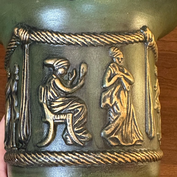 🌟HP🌟VTG 1970s Arnel's Green Ceramic Neoclassical Planter Urn Made in USA - Picture 4 of 12